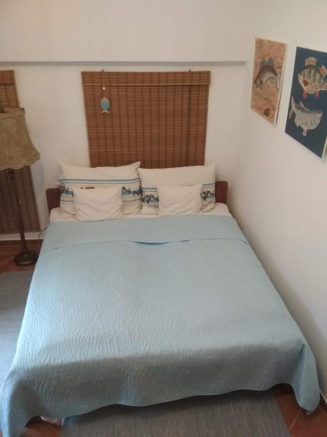 Kis Apartmanhaz Balatonfured Exterior photo